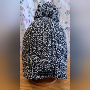 NWOT Rebecca Minkoff Black & White Knit Comfy Casual Warm Winter Beanie Hat